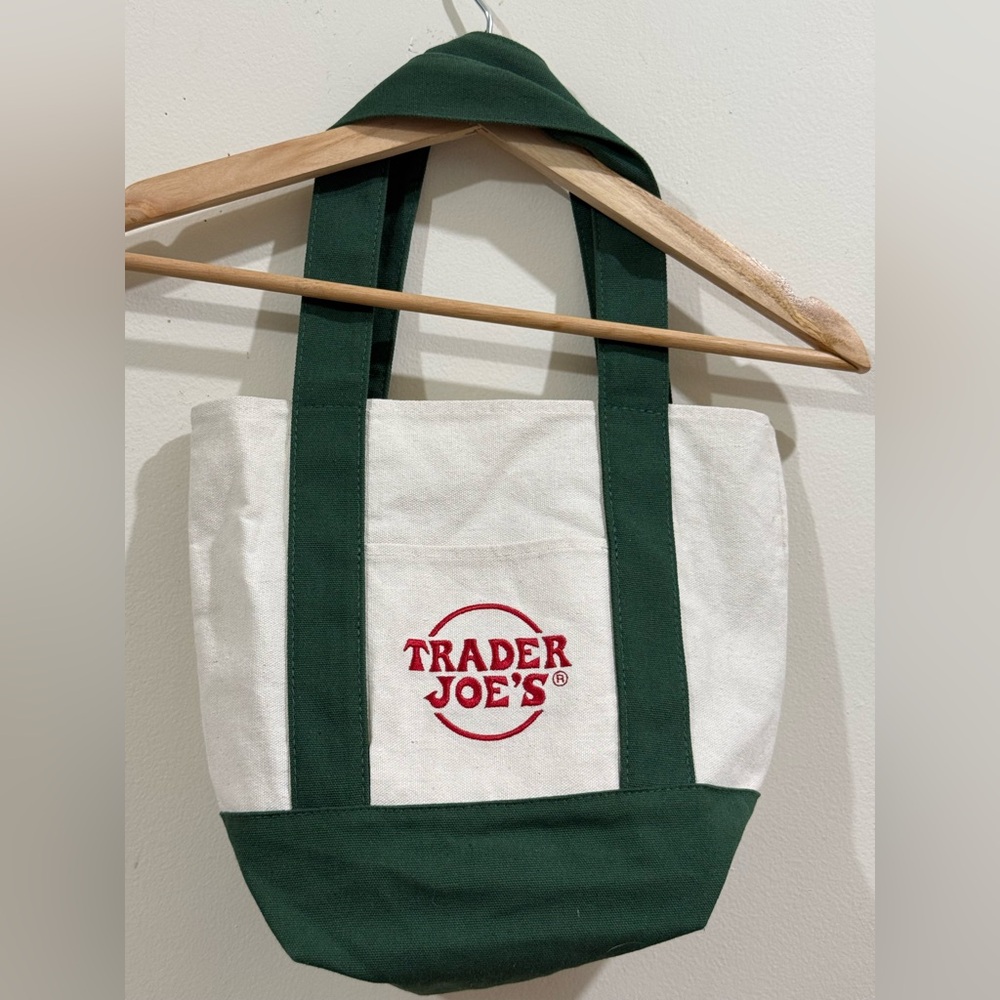 Trader Joe's Green & Cream Canvas Tote - Picture 2 of 3